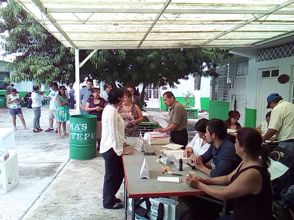 NoraLopez_12's tweet photo. Acudí a cumplir mi deber como ciudadana. Todos debemos salir a ejercer nuestro voto! Tengan buen día. https://t.co/Wn65J8oQOu