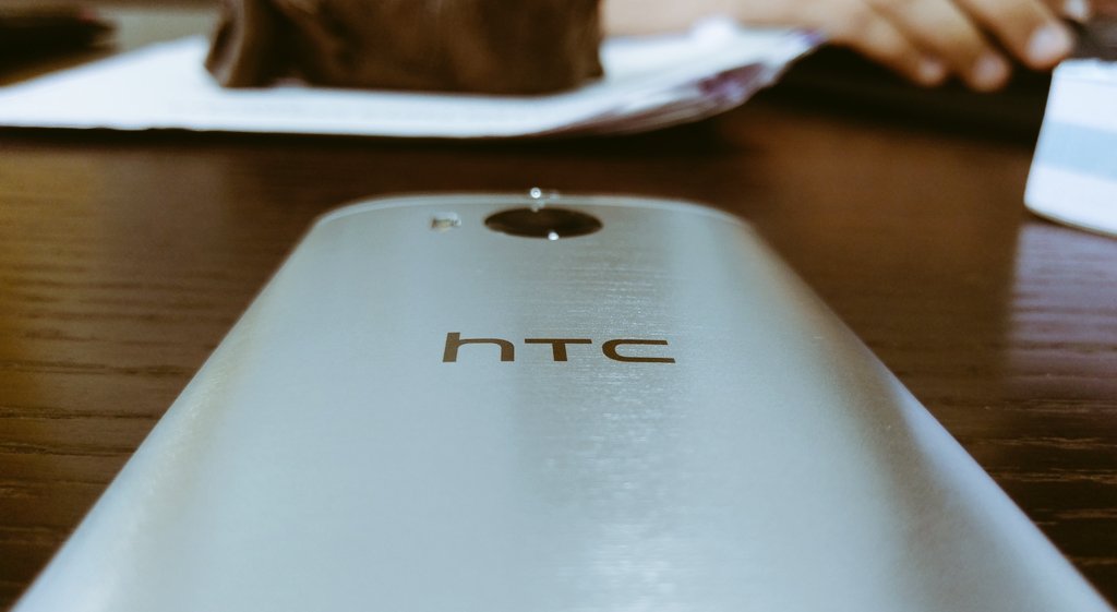 adi_5222's tweet photo. The @htc #OneM9Plus captured with the #HTC10 https://t.co/HcDKNDDyEL