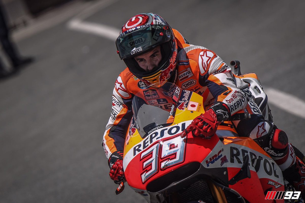 marcmarquez93's tweet image. A special racing sunday! (P-2). Strong emotions from all the riders because of this number! #LS39ALWAYS #CatalanGP
