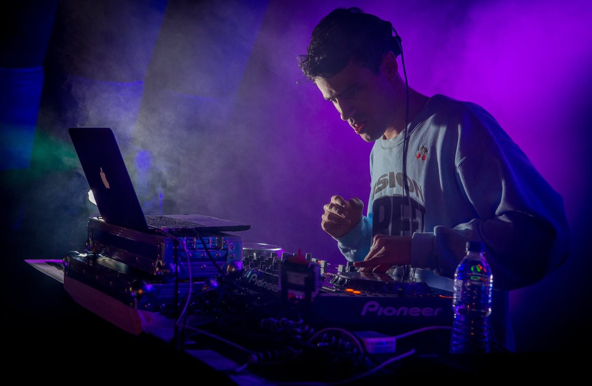 MaxLedgerPhotography tweet media