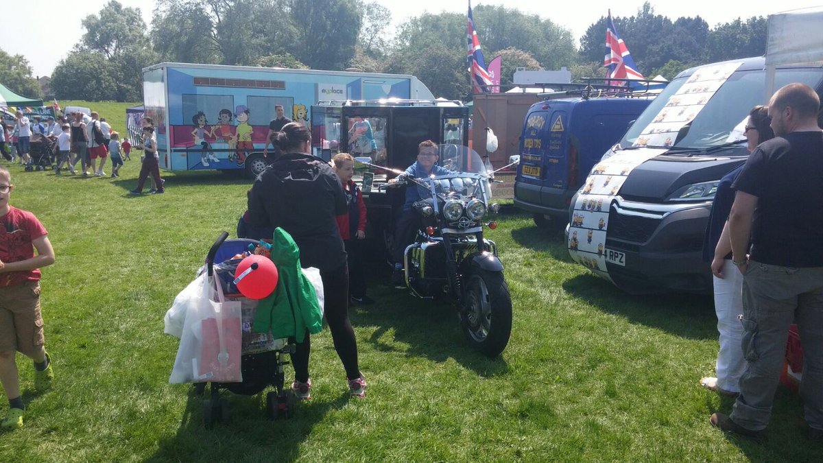 jasonpr78268838's tweet photo. Great day at Chaddesden fair @mycooplife @joshreed @Newlifecharity #engagingwithourcommunity https://t.co/lntFHtkHmh
