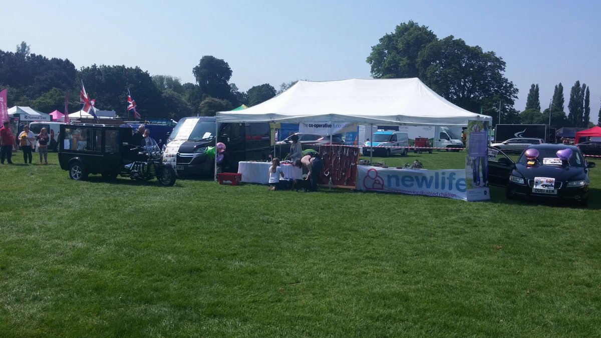 jasonpr78268838's tweet photo. Great day at Chaddesden fair @mycooplife @joshreed @Newlifecharity #engagingwithourcommunity https://t.co/lntFHtkHmh