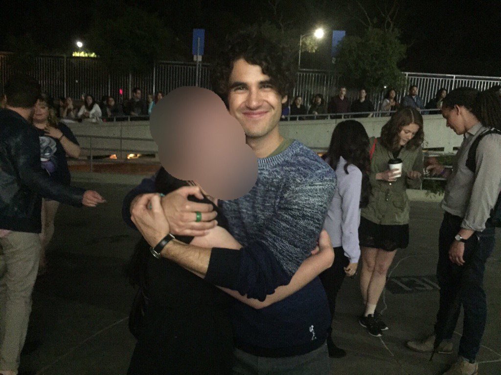 こんな風にダレンと写真撮りたい📷😳