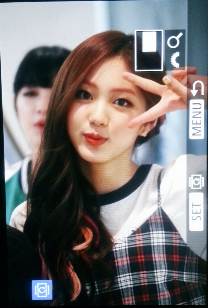 vintage_kr's tweet photo. 160605 코엑스 프리뷰 #CLC #EUNBIN #은빈 @CUBECLC 비이이인아~♡ https://t.co/KeL81lbaGZ