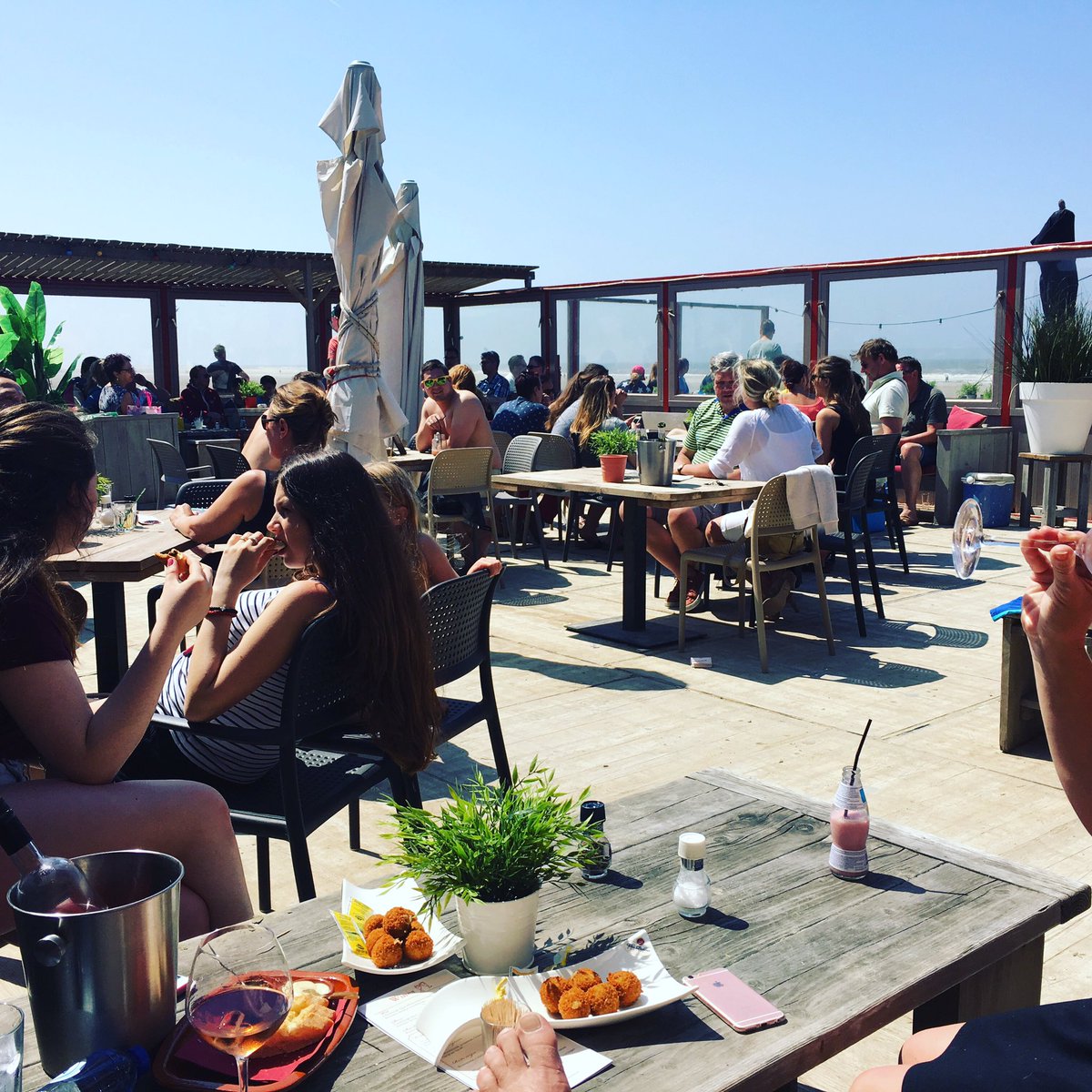 Roderickberg's tweet image. Happy sunday