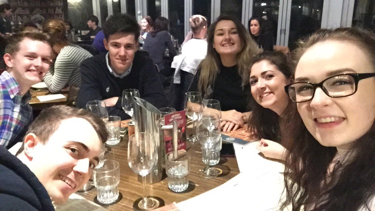 nickbond72's tweet photo. 1a have officially left Clydesdale... Year 1 ✅ #homewardbound https://t.co/Uph9ml6d6D