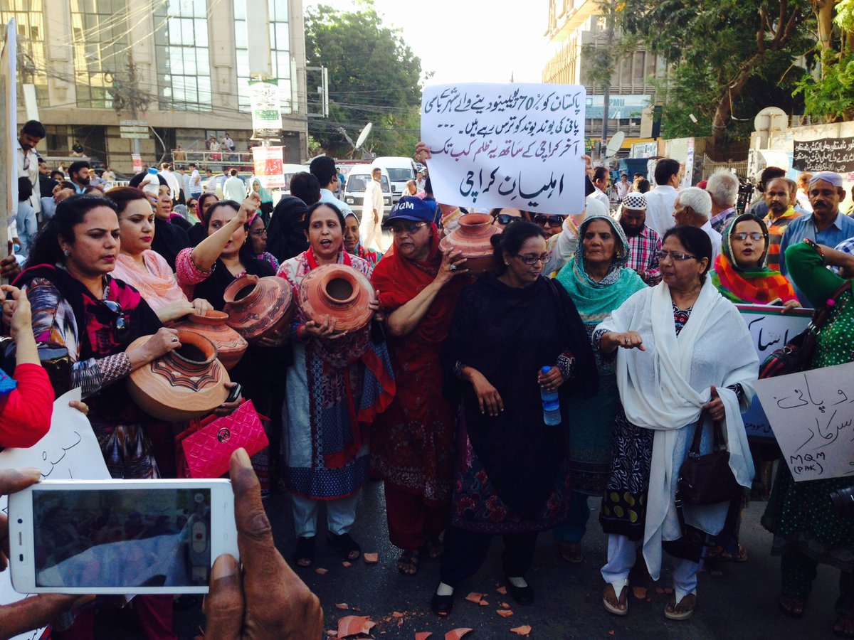 UsamaCheji's tweet photo. #DontMakeKarachiKarbala  #GiveWaterToKarachi https://t.co/7pdKbjnUYt