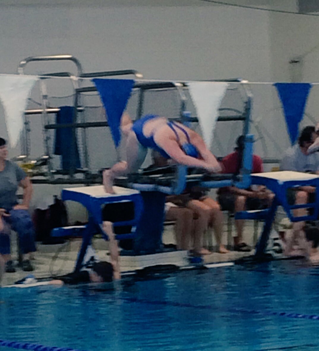 PrairieVark's tweet photo. Racing day #2! Go Neptunes go! @NelsonNeptunes @BCSSAstaff #swimming #swimmerstrong https://t.co/q8q2MjOYNI
