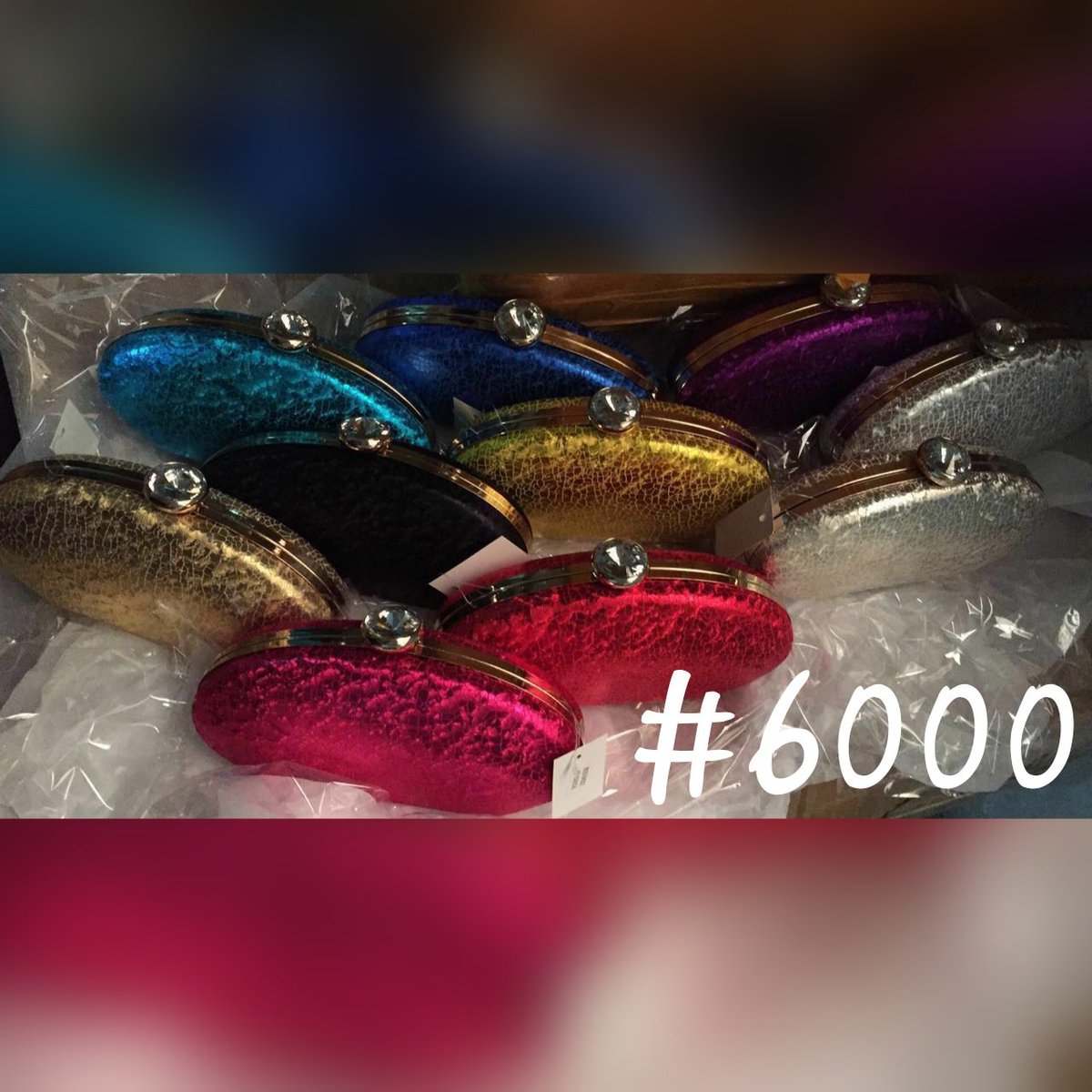 adeBsignatures's tweet image. Discount! Discount! ! Discount! ! ! 😲
Available in all colours.....😬😬😬....
.😤😤😤😤😤 #adeb 💚