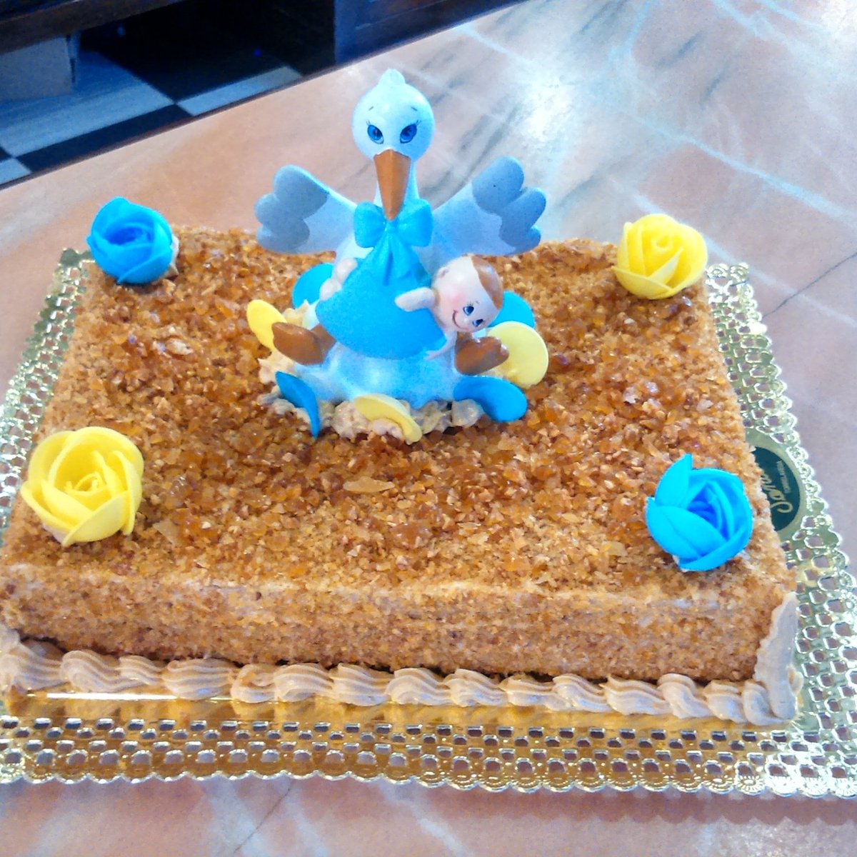 ConfiteriaSanto's tweet photo. Tarta Marisantos decorada para un día especial https://t.co/yyGodxIW0e