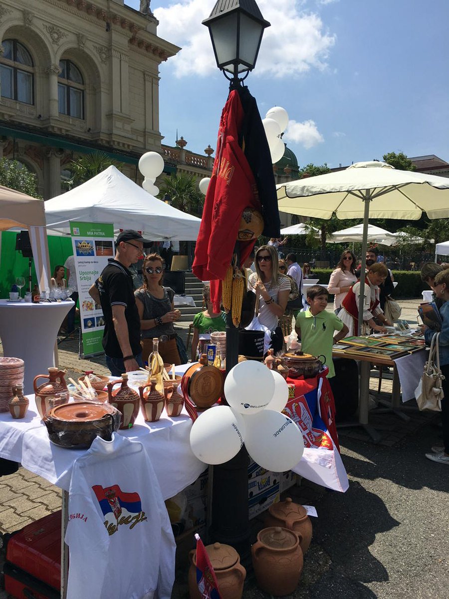 iulialascau's tweet photo. GoBalkans- Stadtpark, Viena2016. Today GoBelgrade:) Great initiative of Serbia! https://t.co/sw9p5uWM60