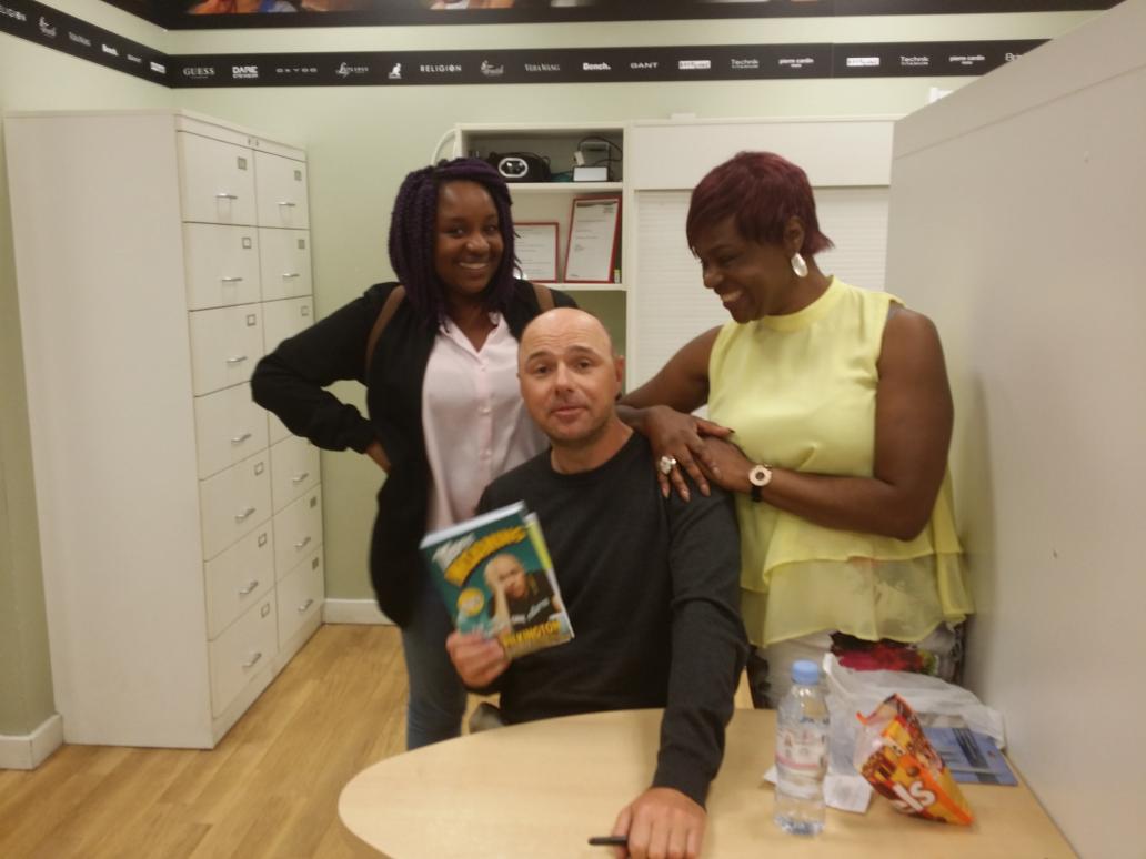 dela-idowu-delaidowu-twitter