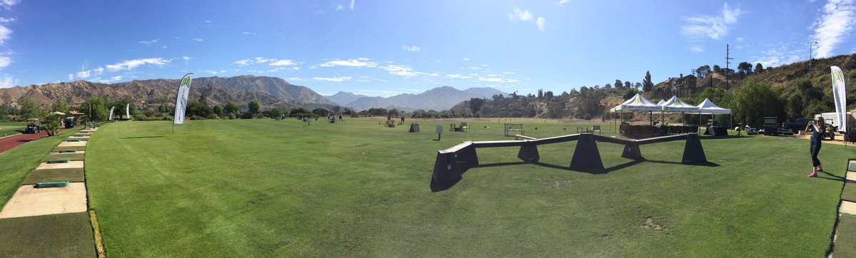 ThePatchFitness's tweet photo. Nothing like a little #PatchO and a little golf academy @AngelesNatl with @EgoscueBHills https://t.co/Fvc19xsu2F