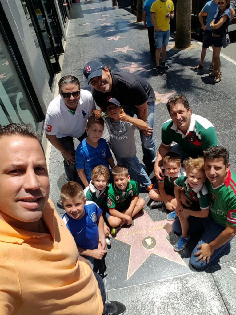 oswaldotp's tweet photo. @EugenioDerbez saludos https://t.co/57BHHXVQk6
