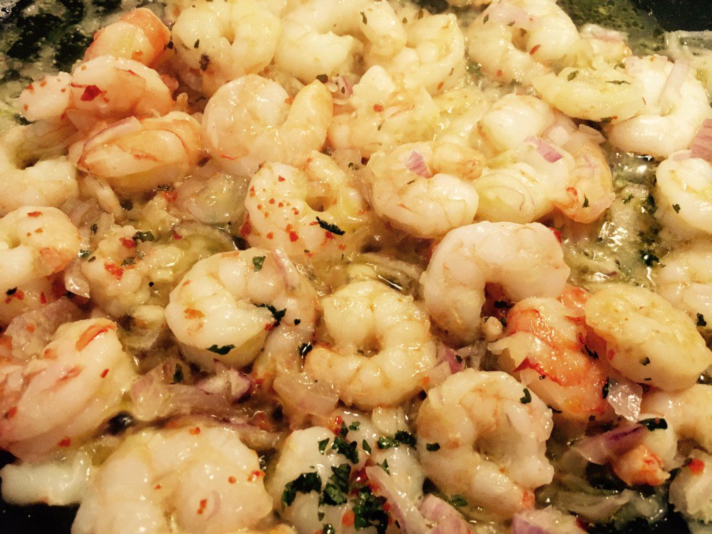 Schwarze Pasta “Frutti del mare “ slowereat.com/2016/06/05/sch…