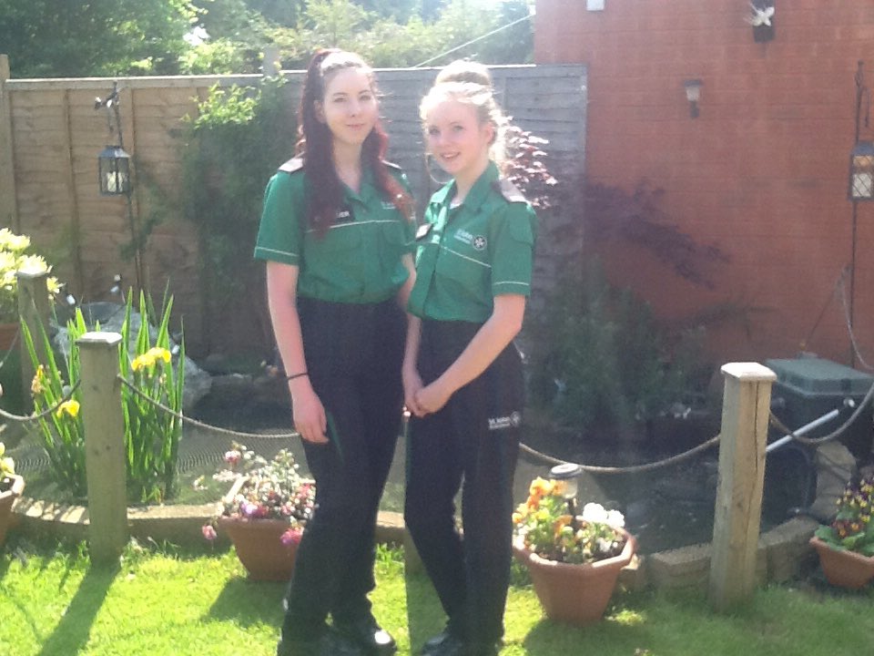 densmiffy68's tweet image. Survived their first duty. 🚑 now time to relax #suttonfunrun #stjohnambulance