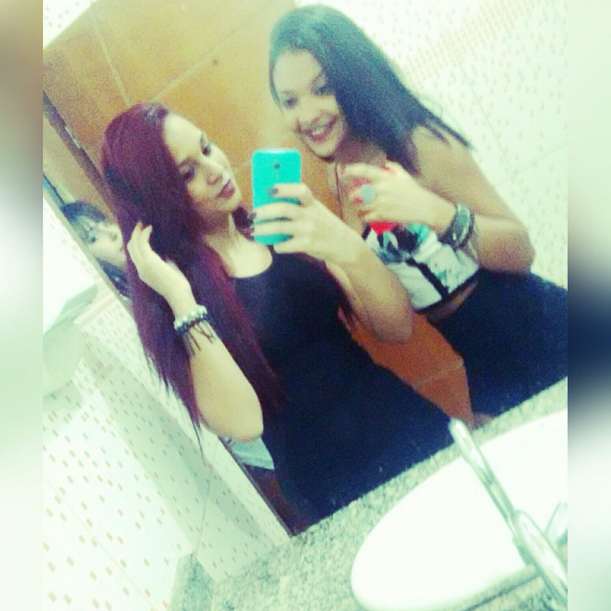 LohhyRodrigues's tweet photo. Topo tudo se for com você❤ 
#teamo #minhamymô @VirgilioDiovana https://t.co/2n8jrlql0a