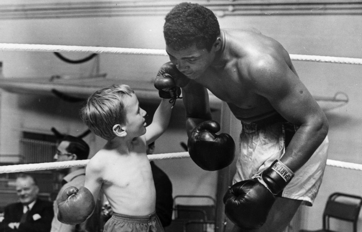 Independent's tweet photo. How Muhammad Ali's childhood friend remembers him is very touching https://t.co/93X32w5YAe https://t.co/JAbgB2mTtU