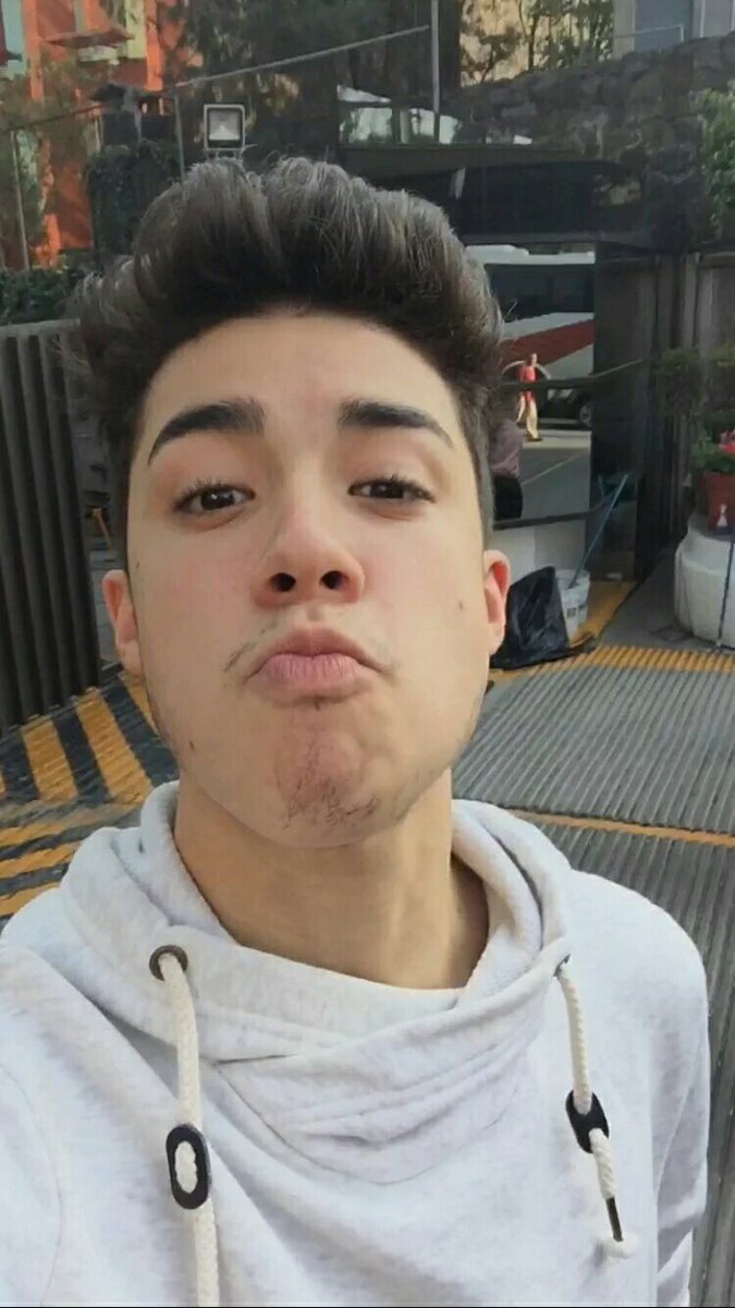 AryZavala_'s tweet photo. 11:14 My bæ😍😭 
@mariobautista_ https://t.co/8GaACDODB8