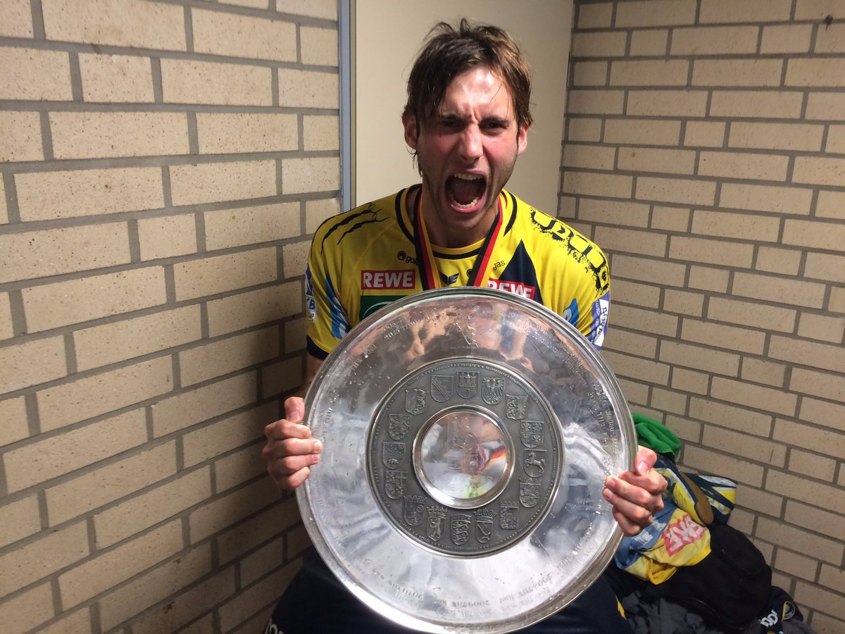 RNLoewen's tweet photo. Am Ziel! #1teamamziel https://t.co/H8MJ9brCdI