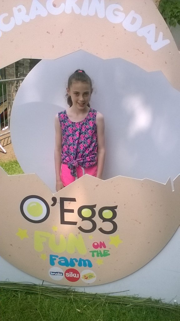 AmyAngelaom's tweet photo. @oeggfreerange #acrackingday had a great time here today https://t.co/2dx5oTHVgs