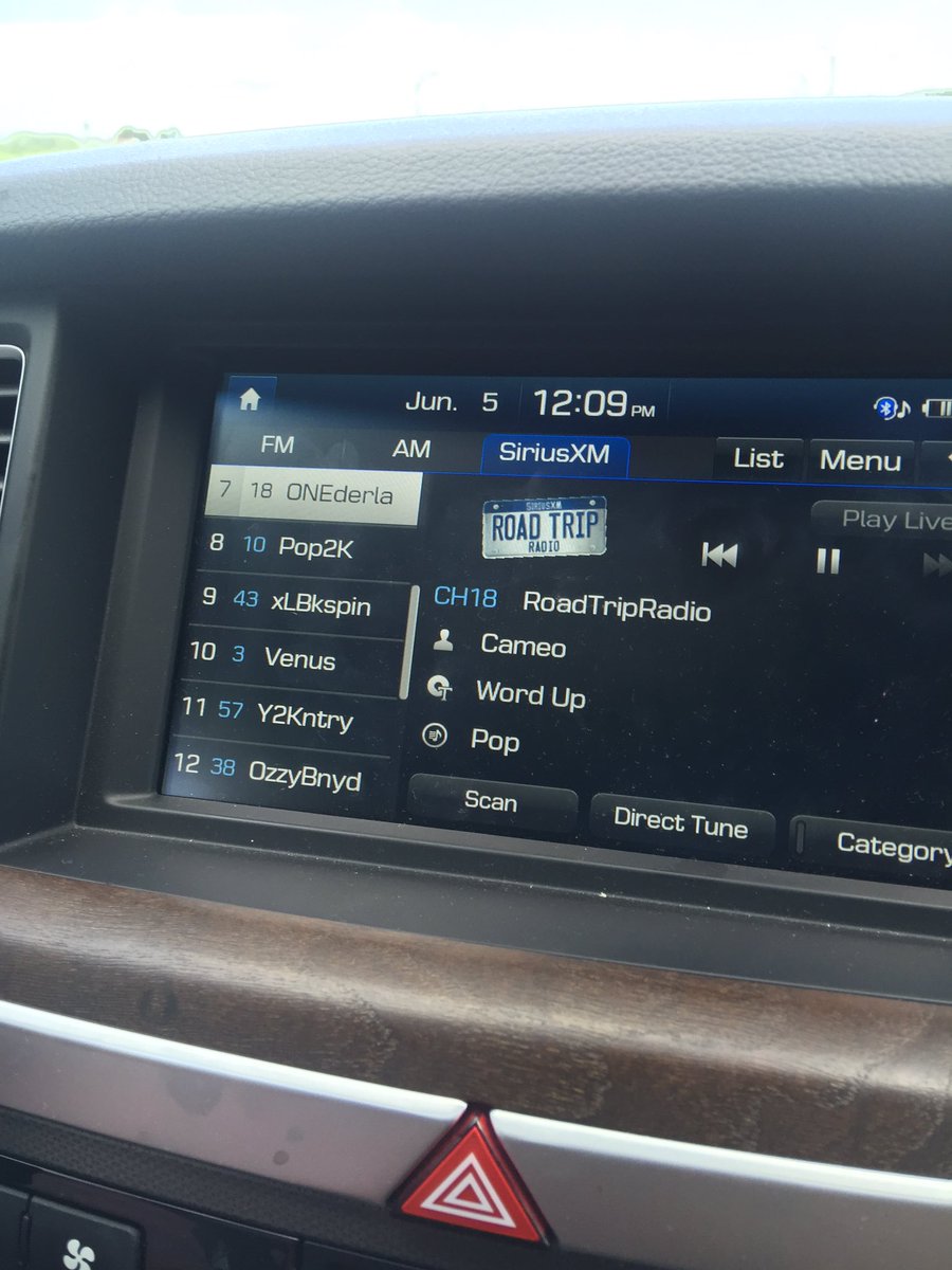 mclag98's tweet photo. God juke box tunes. @GabeWootton @Hooper #musiciansadvice https://t.co/BcViLCW9Qe