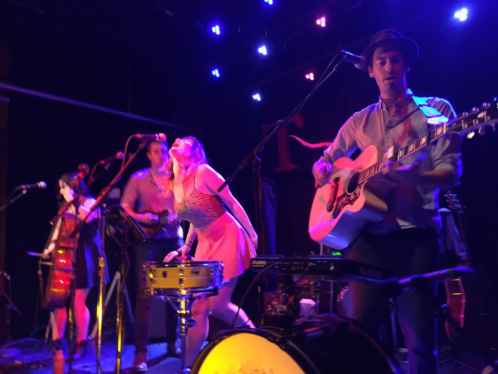 thePBJpresent's tweet photo. Thanks Seattle for another #soldoutshow with @rabbitwilde (that's 4 in a row!) &amp; our first @tractortavern @hhgmusic https://t.co/20iE5nur5S