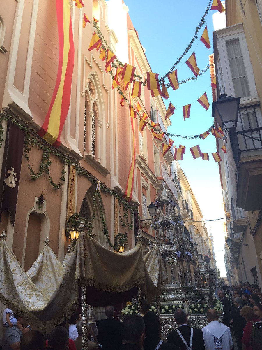 Cofrade Gaditano tweet media