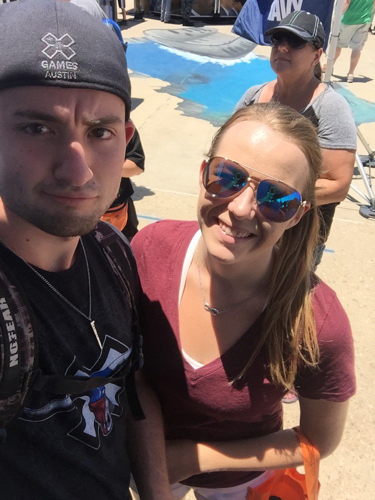 CammyRawl's tweet photo. Hanging out at the #IntelinSports tent!! coolest spot out here!! https://t.co/DsieNOQ6R4