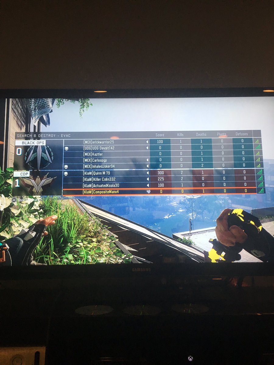 KlaWStoozer's tweet photo. Clan war vs next clan https://t.co/GsBYqlKhNF