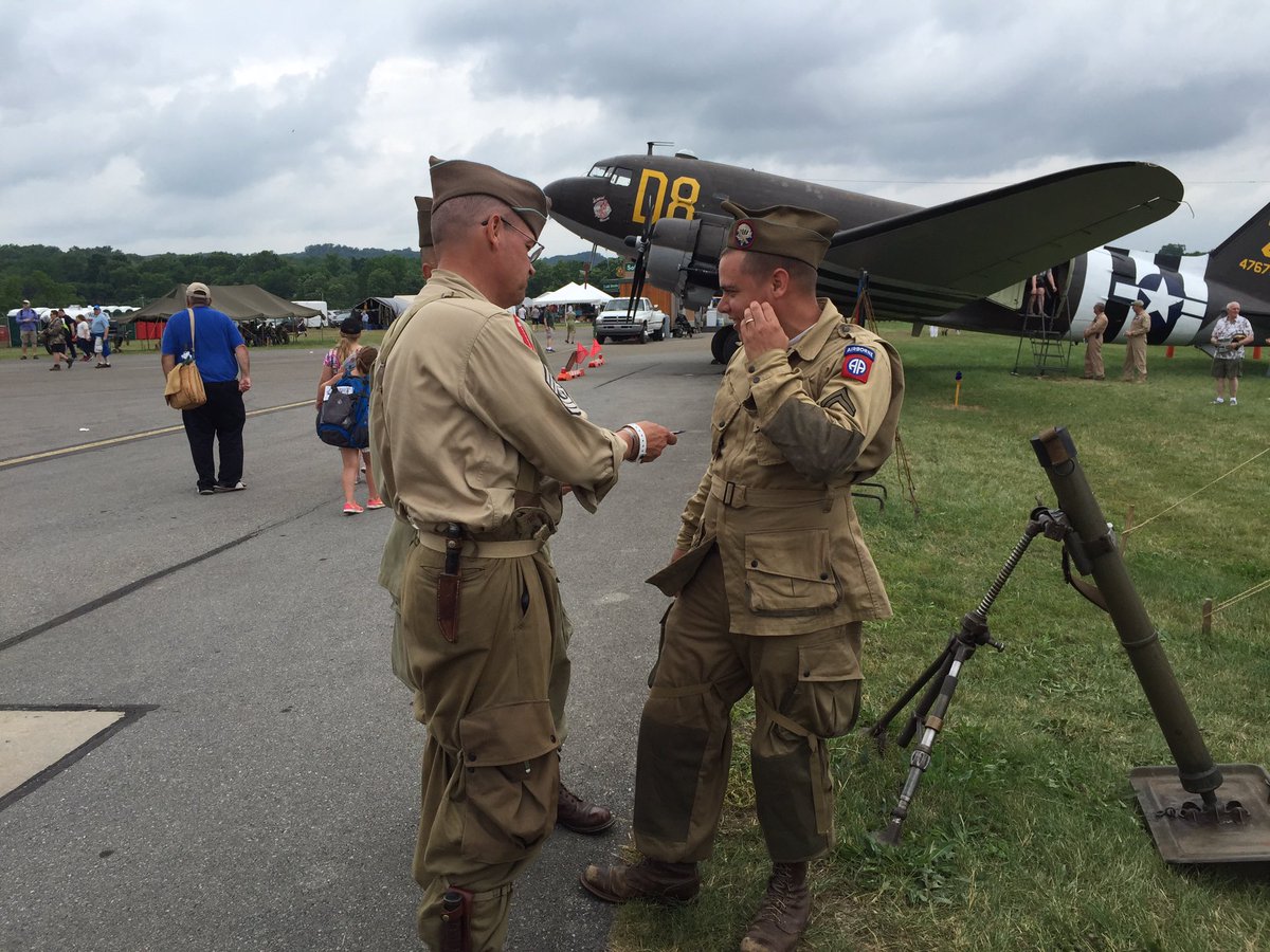 82AB_508PIR's tweet photo. New Sgt. In the 508! https://t.co/WmQjysbOQz