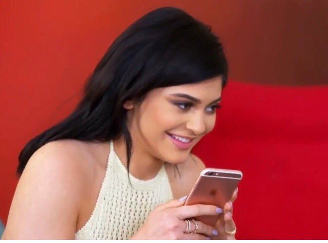 Its_North_West's tweet photo. Me when I send someone a meme when they're sitting right next to me https://t.co/Yp5AuuJvuY