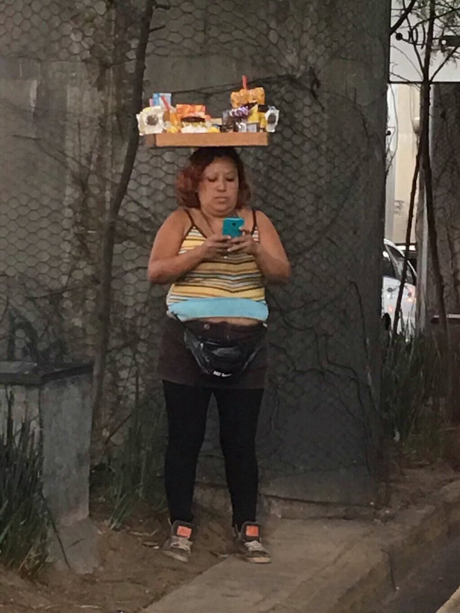 Clonse1's tweet image. Tuiteo y chambeo.  #PoderChilango