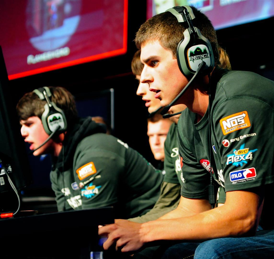 ASTROGaming's tweet image. The ASTRO Crew is headed to #MLGAnaheim next week!

Info: astro.gg/MLGA16

Photo Flashback @MLG Anaheim 2011