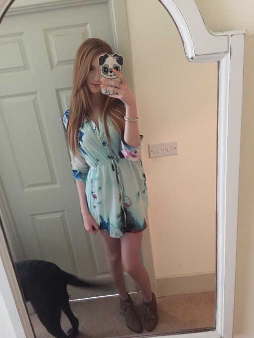 When your actually alive on a Sunday... Thanks for a good evening last night @Larrnarr &amp; @AJcutmuscle