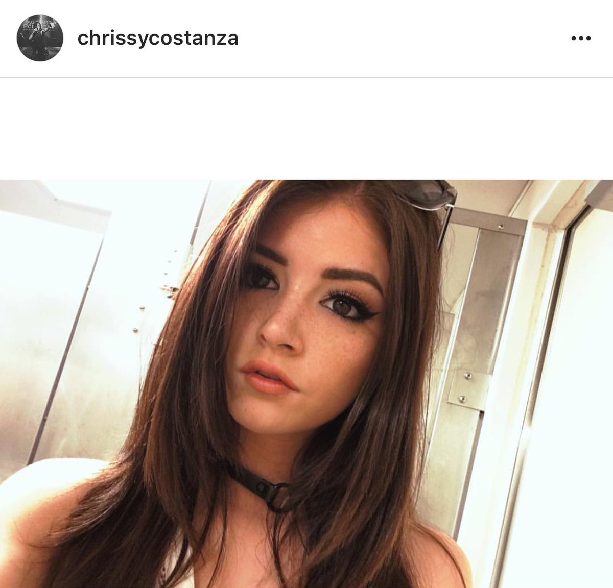 ChrissyVerse's tweet photo. @ChrissyCostanza omg, like you turned my day from normal to completely amazing๐๐๐
#QueenChrissy https://t.co/lrmp6Ni8Zh