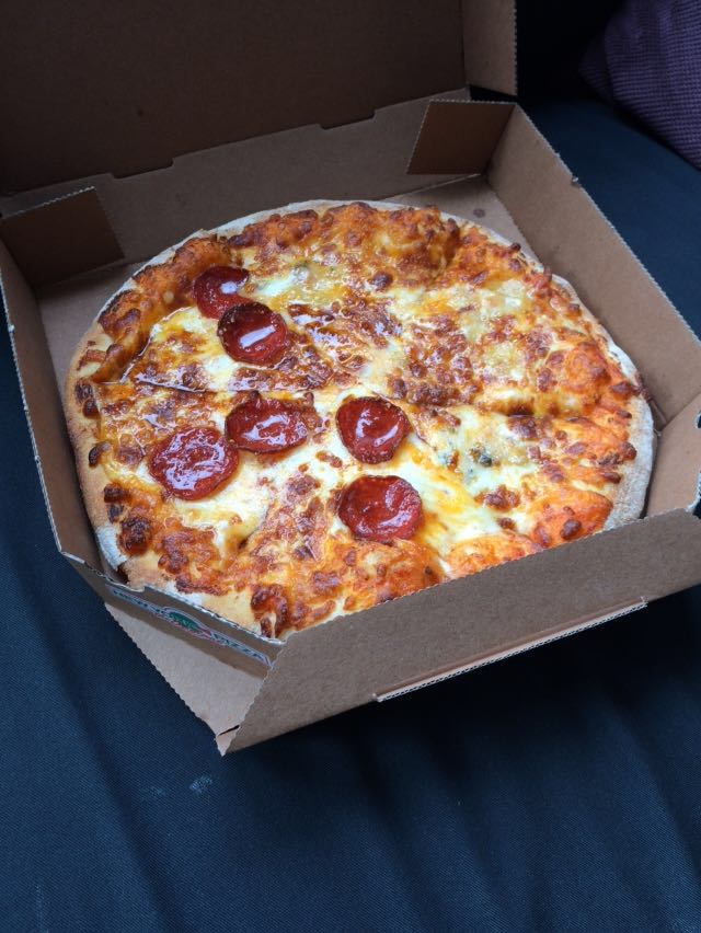 mlshellewegen's tweet photo. #yespapi #pizza #OBSESSED https://t.co/fWpM2cxh5r