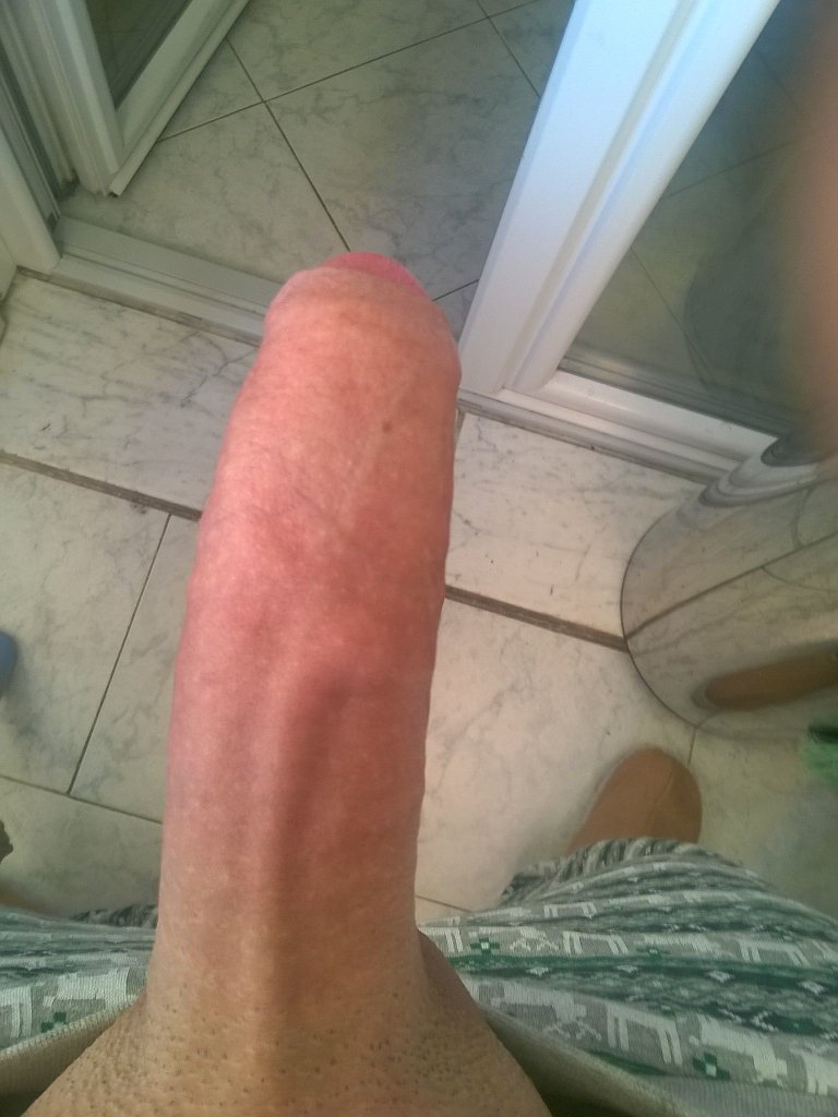 DoublewWalter87's tweet photo. @xxxAmara IF YOU LIKE DEEP THROATH!!!!! #BIG #COCK #SUCK #IT https://t.co/k19K6Lbruy