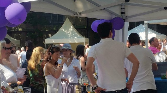 rtvfocuszwolle's tweet photo. Zuid-Europese sferen op @Wijnfestival038 #Zwolle #wine #wijn #Zwolle  #wijnfestival  -> https://t.co/JhOwyqAHHY https://t.co/vMcg0281si