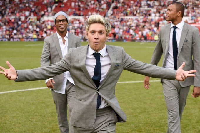 wonhuihan's tweet image. my lil munchkin kings may look fancy and formal rn but they'll always have a goof ball quality in them