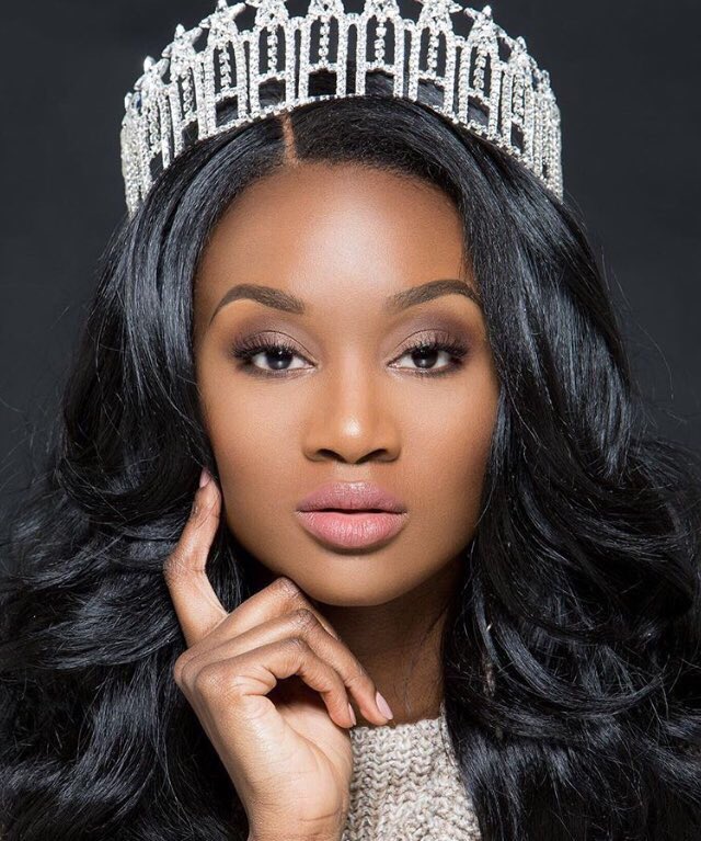 _avliyah's tweet photo. Congratulations to the beautiful @RealMissDCUSA and 1st Lieutenant on being crowned Miss USA 2016! #MissUSA 👑 https://t.co/cAFwIRRtEI