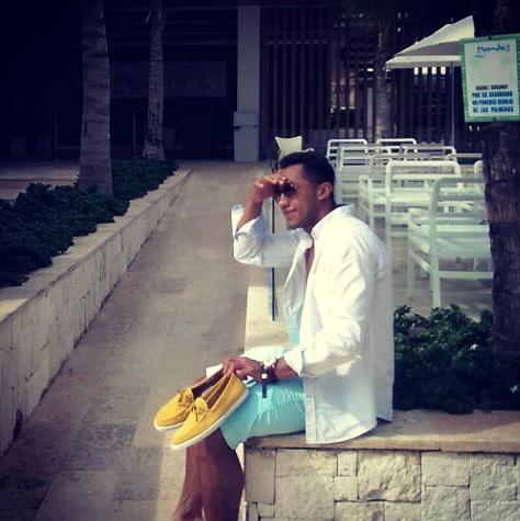 jahir_ochampion's tweet photo. Para esto del calor y playa nada mas cómodo que mis @bobbiesmexico y el colorsito amarillo de 10 👌🔝🌊🌅
#fashionshoes https://t.co/74tA5reS5M