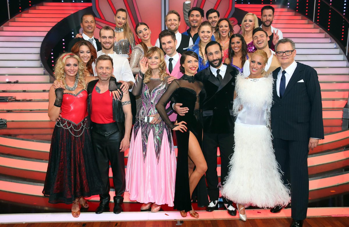 lets_dance__'s tweet image. Lets dance 2016😍😍😍😍 Viktoria🎤🎤😍😍😍😍😍