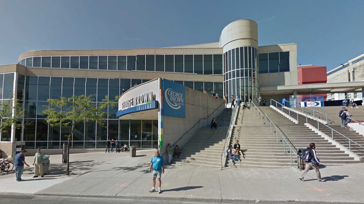 Cp24 On Twitter Power Outage Shuts Down Main Building At George Brown S Casa Loma Campus Https T Co Nc6far8ory