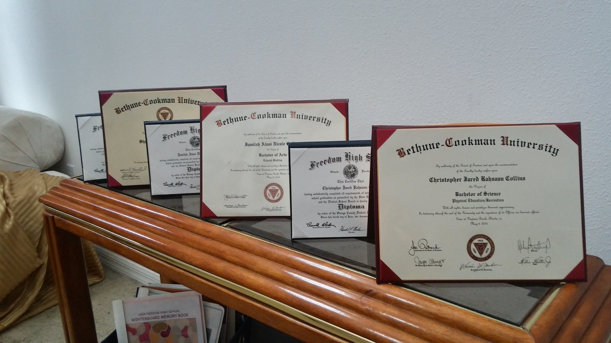 sedc129's tweet photo. MISSION ACCOMPLISHED! 3 high school grads, 3 college grads #11ace #14queen #16king #hbcu #bethunecookman #proudmom https://t.co/bXS6vOYUaG