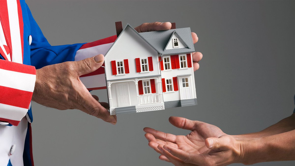 5 Ways the Government Can Save You Big Bucks on Your First Home
bit.ly/1TIxJY5