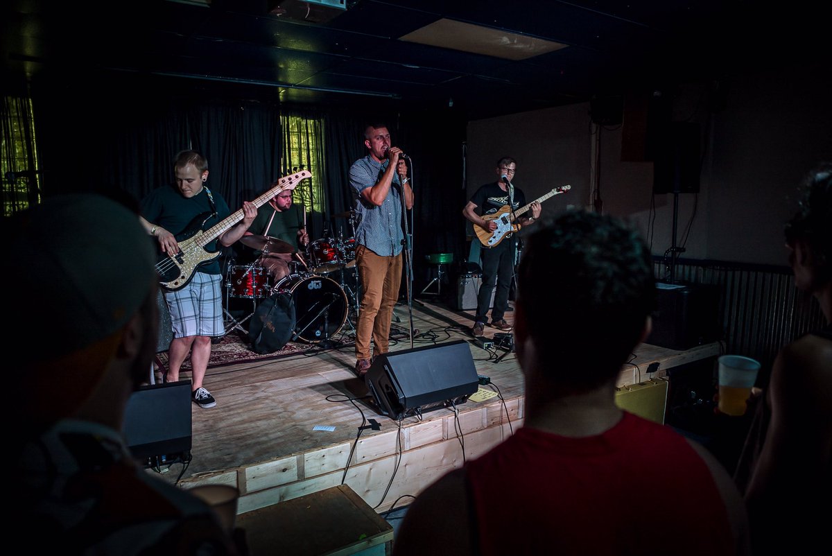Blithehound's tweet photo. Last night. #LayerCakeFest #pgh https://t.co/vuGK3vrbYh