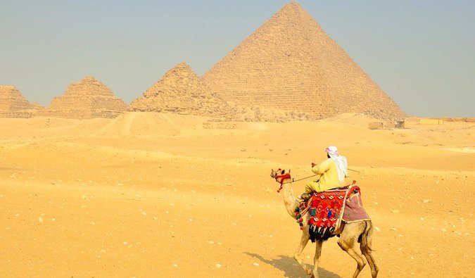 historychest's tweet photo. Top 15 Historical Sites in the World https://t.co/SfRjFD6zAs https://t.co/ub0gTmfRHN