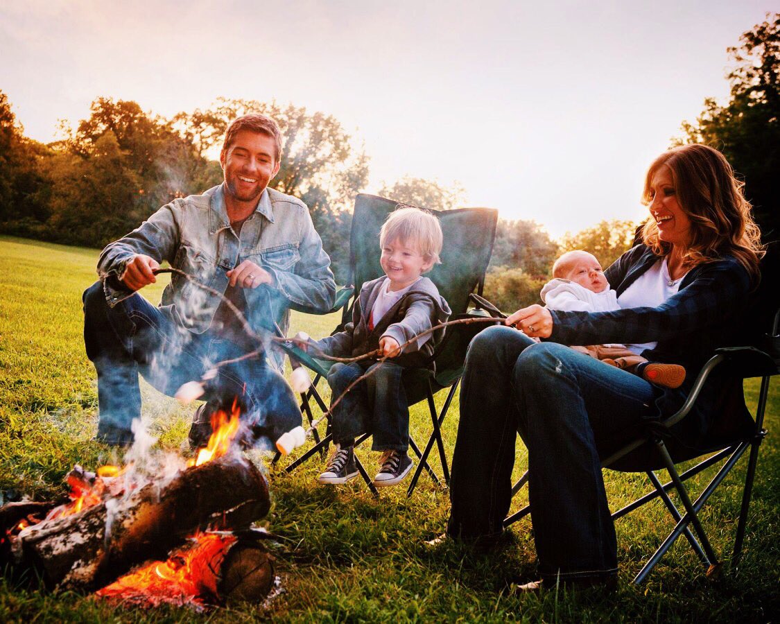 countrysayingss's tweet photo. "Where do you see yourself in 10 years?"

Me: https://t.co/hfqCYkgSvm