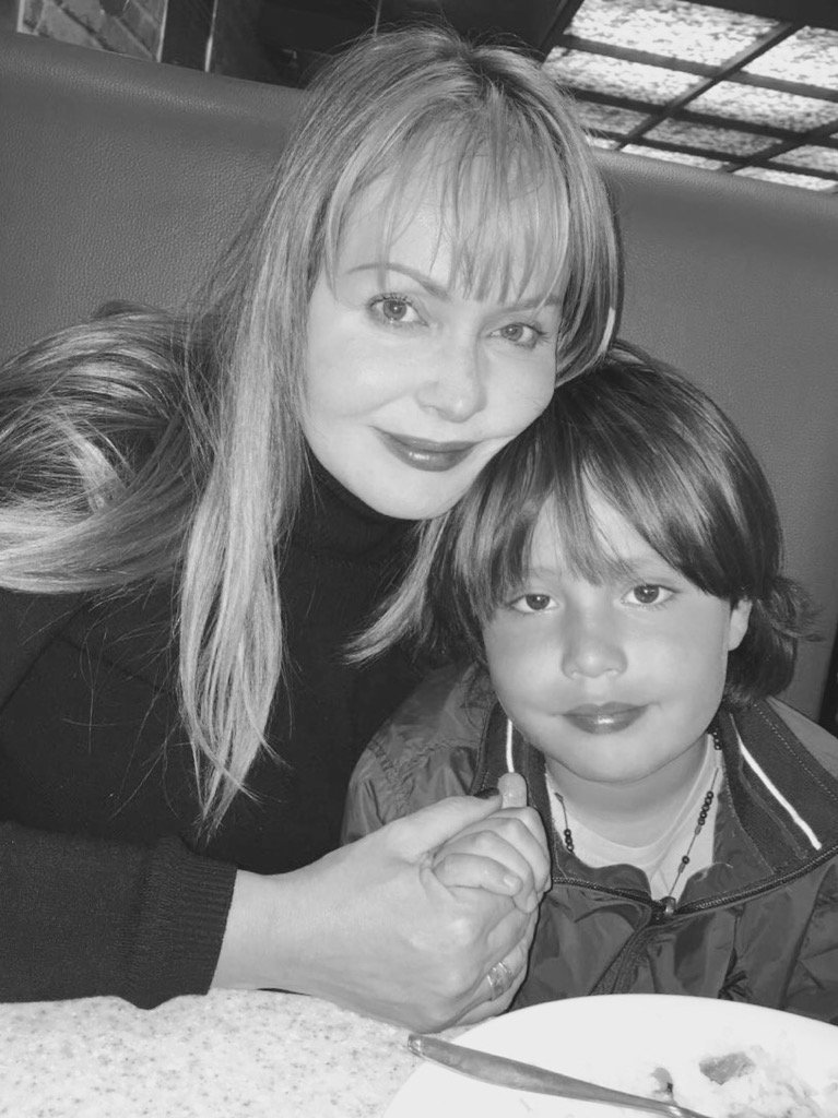 gabyspanic's tweet photo. Feliz con mi hombrecito bello y hermoso! Que ama a su madre! Y respetará siempre a las damas! Besitos mis 😇😇😇! https://t.co/q6mWtfLdbu